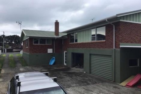 Photo of property in 36 Gilbert Street, New Plymouth, 4310