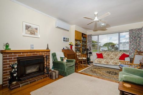 Photo of property in 9 Mcleod Road, Henderson, Auckland, 0612