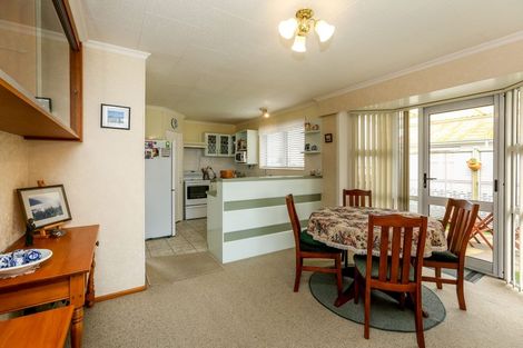 Photo of property in 19 Roy Terrace, Moturoa, New Plymouth, 4310