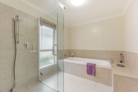 Photo of property in 12 Glentui Place, Waikawa, Picton, 7220