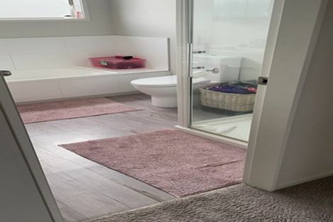 Photo of property in 21 Latimer Way, Petone, Lower Hutt, 5012