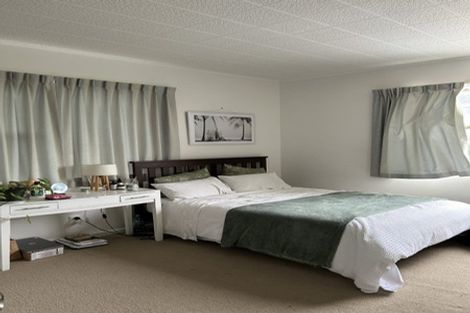 Photo of property in 2 Foyle Street, Island Bay, Wellington, 6023