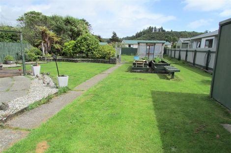 Photo of property in 102 Marsden Road, Greymouth, 7805