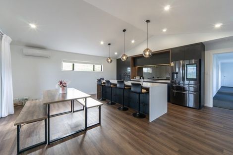 Photo of property in 2082 Kakaramea Road, Ngahinapouri, Hamilton, 3290