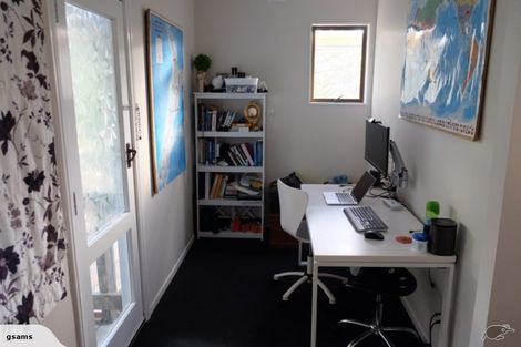 Photo of property in 132 Wadestown Road, Wadestown, Wellington, 6012