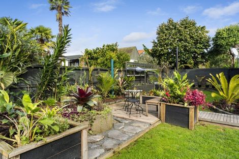 Photo of property in 366a Devonport Road, Tauranga South, Tauranga, 3112