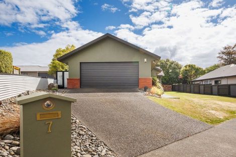 Photo of property in 7 Vista Drive, Feilding, 4702
