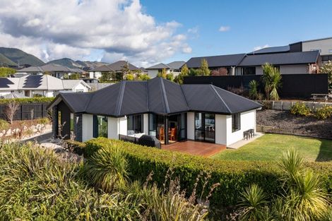 Photo of property in 2 Woolshed Drive, Stoke, Nelson, 7011