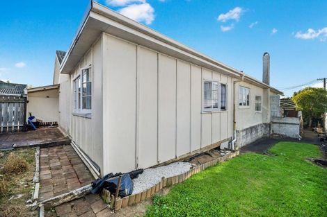 Photo of property in 1/20 Takutai Avenue, Bucklands Beach, Auckland, 2012