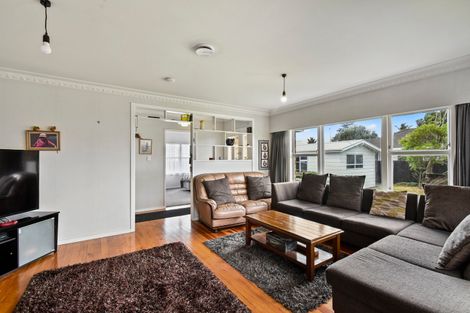 Photo of property in 94 Beach Road, Pahurehure, Papakura, 2113