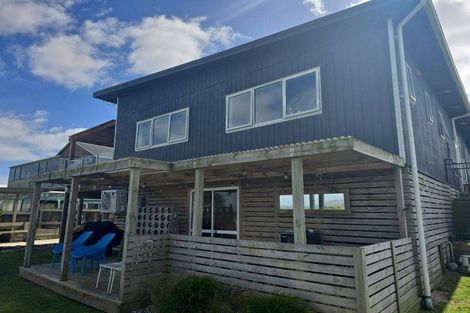 Photo of property in 154 Pukehina Parade, Pukehina, Te Puke, 3189