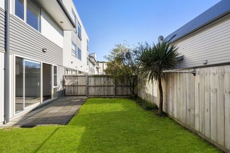 Photo of property in 10/2 Stone Street, Miramar, Wellington, 6022