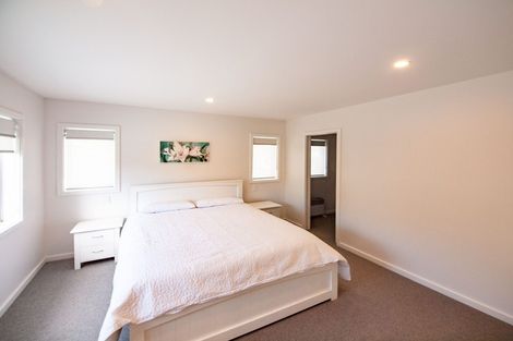 Photo of property in 5 Farnworth Terrace, Churton Park, Wellington, 6037