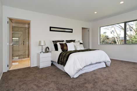 Photo of property in 18c Oriana Avenue, Lynfield, Auckland, 1042