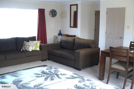 Photo of property in 25 Waitoa Street, Waiuku, 2123