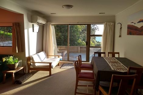 Photo of property in 14 Taungata Road, York Bay, Lower Hutt, 5013
