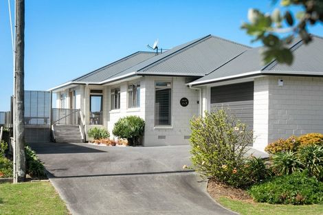 Photo of property in 75 Shaw Road, Waihi Beach, 3611