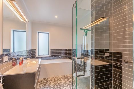 Photo of property in 5e Johnson Street, Waipawa, 4210