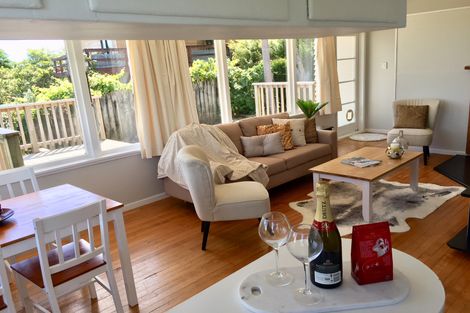 Photo of property in 15 Yorke Road, Haruru, 0204