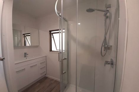 Photo of property in 80 Arran Road, Browns Bay, Auckland, 0630