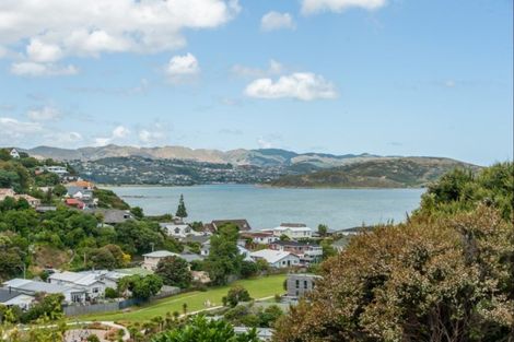 Photo of property in 39 Airlie Road, Plimmerton, Porirua, 5026