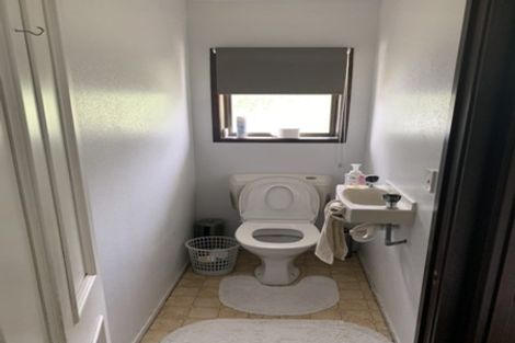 Photo of property in 145 Everglade Drive, Totara Heights, Auckland, 2105