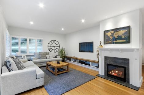 Photo of property in 79 Cashmere Road, Cashmere, Christchurch, 8022