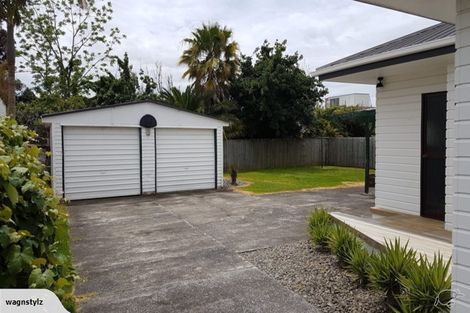 Photo of property in 43 Ngatai Road, Otumoetai, Tauranga, 3110