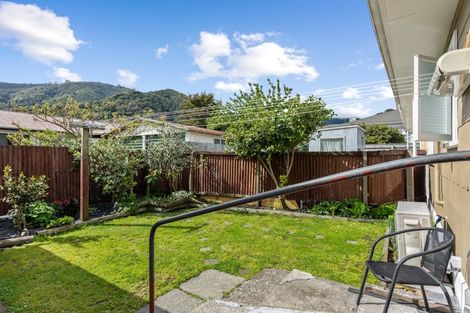 Photo of property in 22a York Street, Picton, 7220