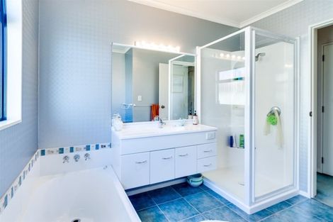 Photo of property in 50a Puketapu Road, Taradale, Napier, 4112