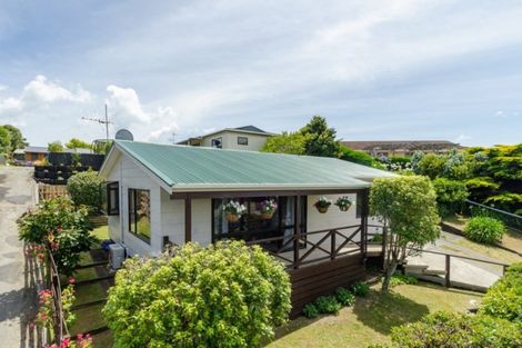Photo of property in 23 Hurley Road, Paraparaumu Beach, Paraparaumu, 5032