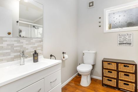 Photo of property in 30 Hinemoa Street, Paraparaumu, 5032