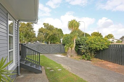 Photo of property in 63 Pinedale Place, Henderson, Auckland, 0610
