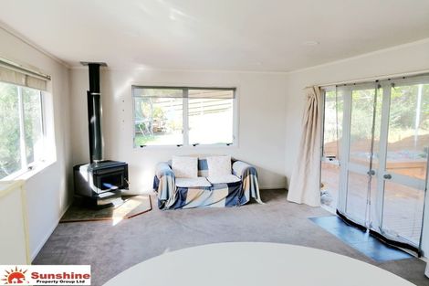 Photo of property in 29 Galaxy Drive, Mairangi Bay, Auckland, 0630