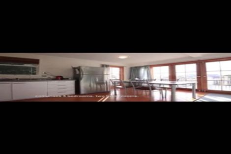 Photo of property in 1/396 Glenfield Road, Glenfield, Auckland, 0629