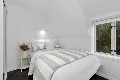 Photo of property in 239 Cannon Hill Crescent, Mount Pleasant, Christchurch, 8081