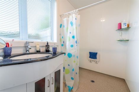 Photo of property in 27/4963 Waimate Highway, Glenavy, Waimate, 7980