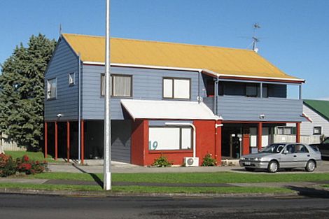 Photo of property in 19 Highland Park Drive, Highland Park, Auckland, 2010