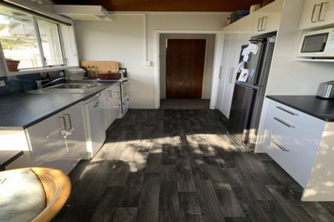 Photo of property in 3 Hawthorn Crescent, Stokes Valley, Lower Hutt, 5019