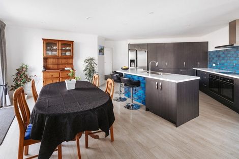 Photo of property in 1 Anglers Way, Omokoroa, 3114