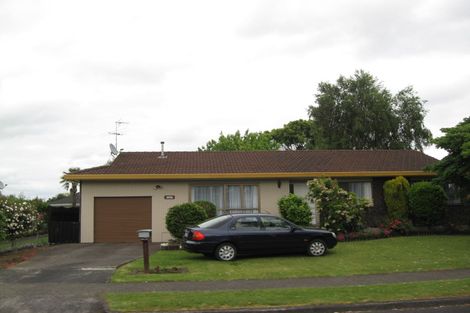 Photo of property in 224 Walter Strevens Drive, Conifer Grove, Takanini, 2112