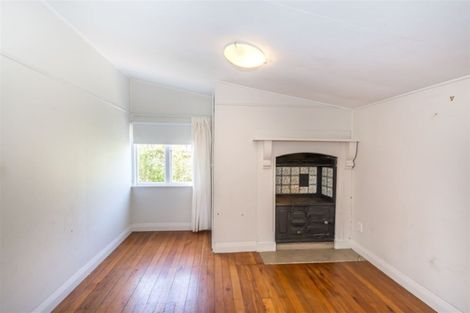 Photo of property in 44 Taupata Street, Redcliffs, Christchurch, 8081