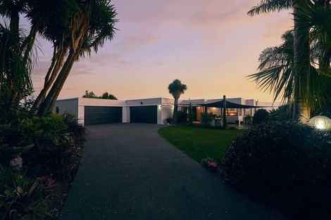 Photo of property in 14 The Heights, Whangarei Heads, Whangarei, 0174