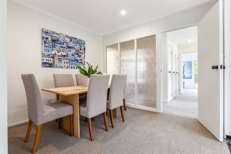 Photo of property in 6b Ursula Place, Half Moon Bay, Auckland, 2012