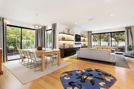 Photo of property in 2 Roa Road, Fendalton, Christchurch, 8041