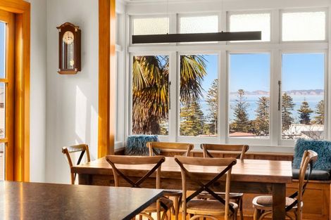 Photo of property in 16 Brewster Street, Bluff Hill, Napier, 4110