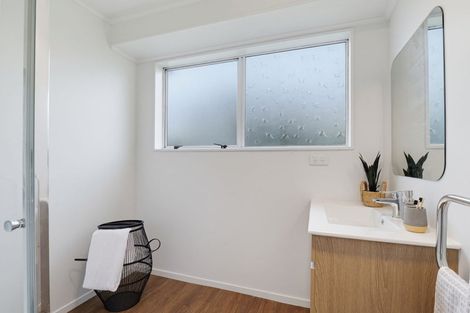 Photo of property in 18 Capri Place, Awapuni, Palmerston North, 4412