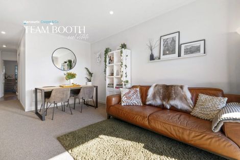 Photo of property in 8/1 Genevieve Lane, Hobsonville, Auckland, 0616