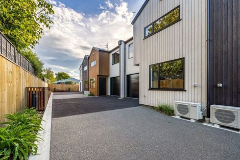 Photo of property in 2/28 Deloraine Street, Somerfield, Christchurch, 8024