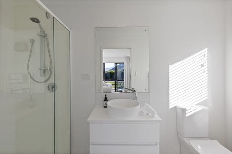 Photo of property in 8 Barn Road, Jacks Point, 9371